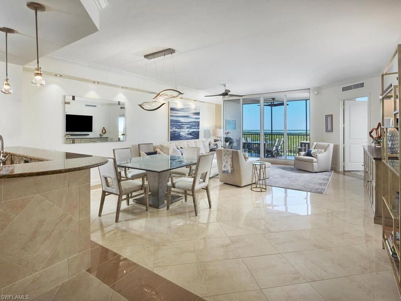 23850 Via Italia CIR photo 4