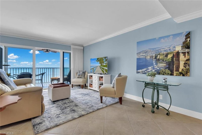 3443 Gulf Shore BLVD N photo 3