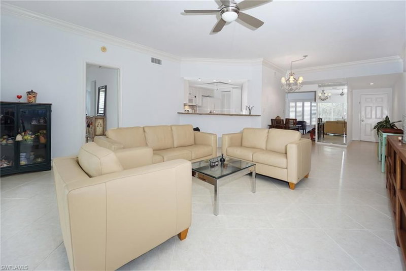 5895 Chanteclair DR photo 1