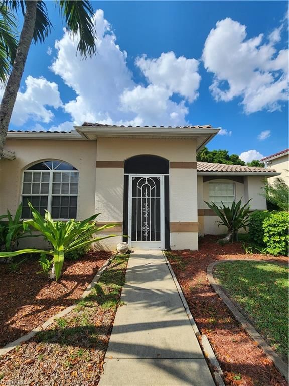 11082 Lakeland CIR photo 3