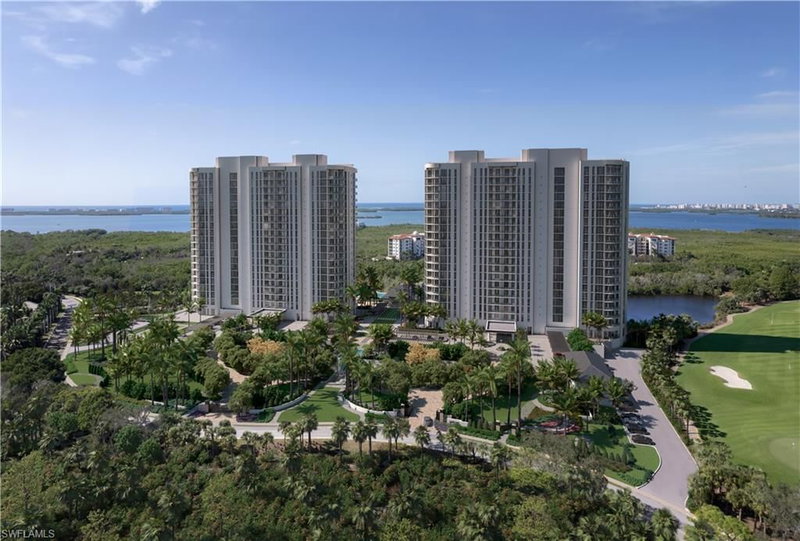 4810 Pelican Colony BLVD photo 1