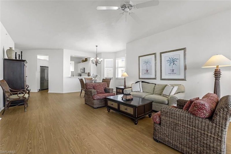 410 Flagship DR photo 1
