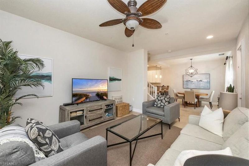 9105 Yuba LN photo 3