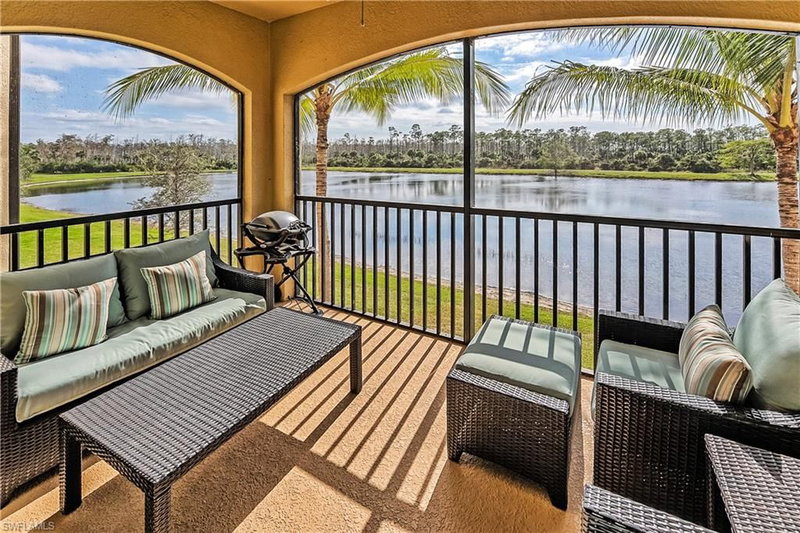 9727 Acqua CT photo 1