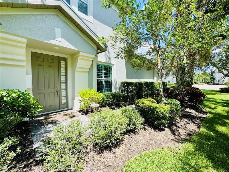 12038 Covent Garden CT photo 2