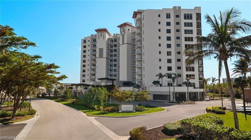 4142 Bay Beach LN photo 2