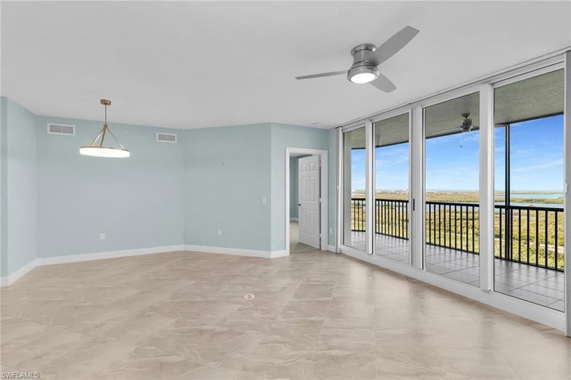 1065 Borghese LN photo 2