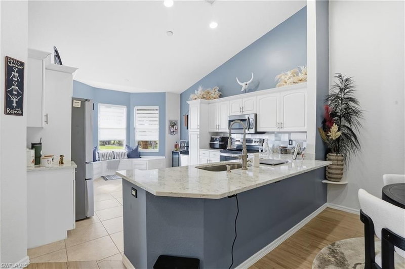 20070 Seagrove ST photo 3