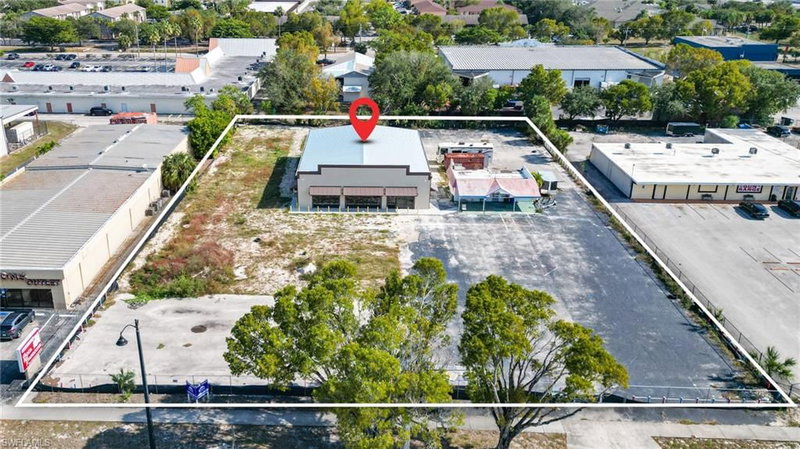 3671 Fowler ST photo 1