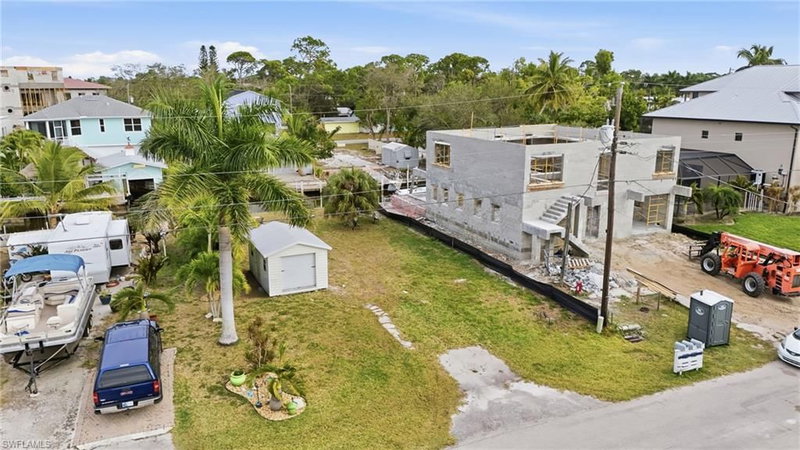27578 Tarpon WAY photo 3