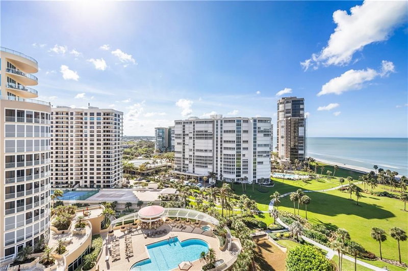4551 Gulf Shore BLVD N photo 1