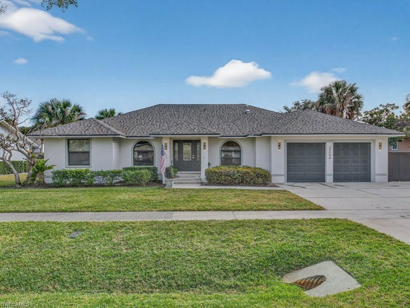 2264 Outrigger LN photo 1