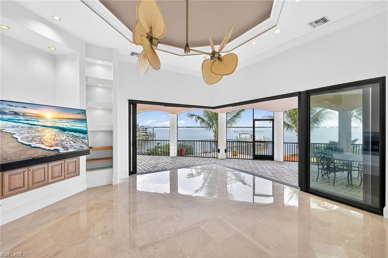 2600 McGregor BLVD photo 4