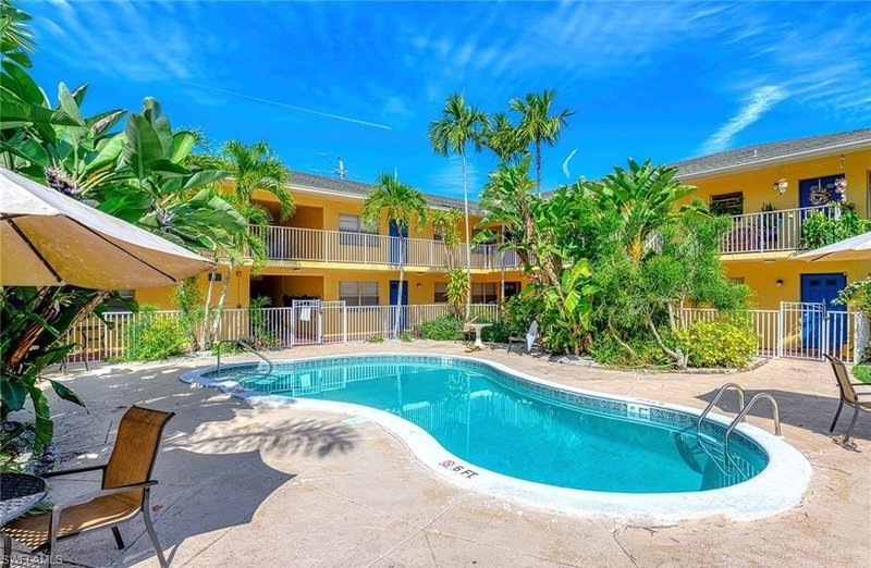4290 Gulfstream DR photo 1