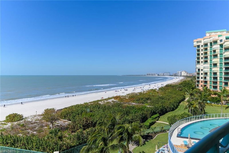 940 Cape Marco DR photo 3