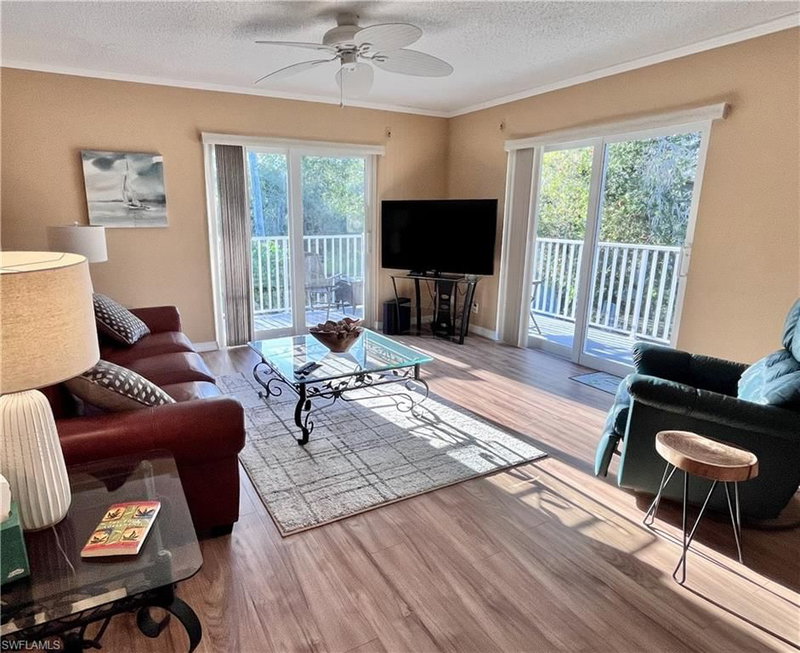 256 Palm DR photo 1