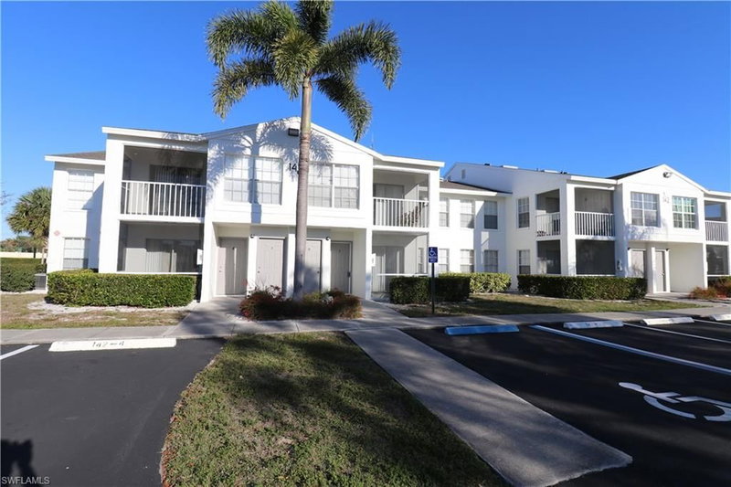 142 Santa Clara DR photo 4