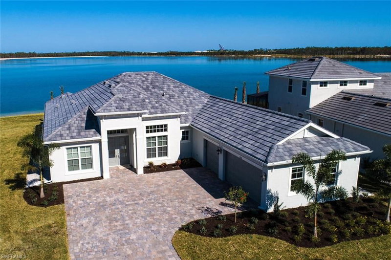 15050 Blue Bay CIR photo 1