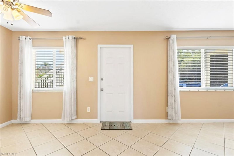 4629 Bayshore DR photo 4