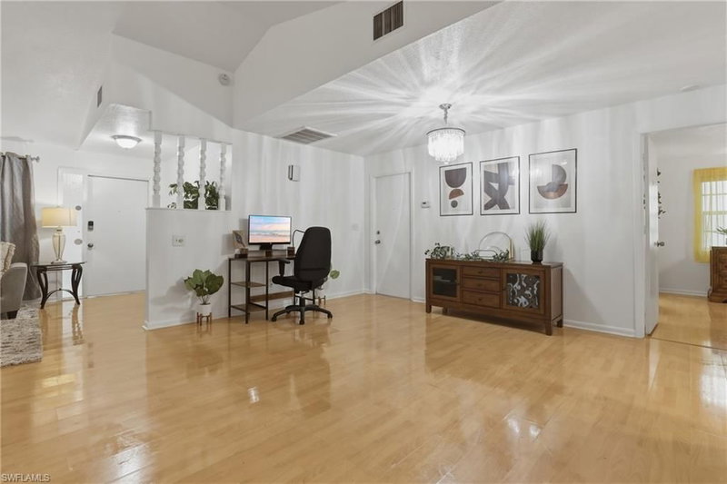 219 16th TER photo 5