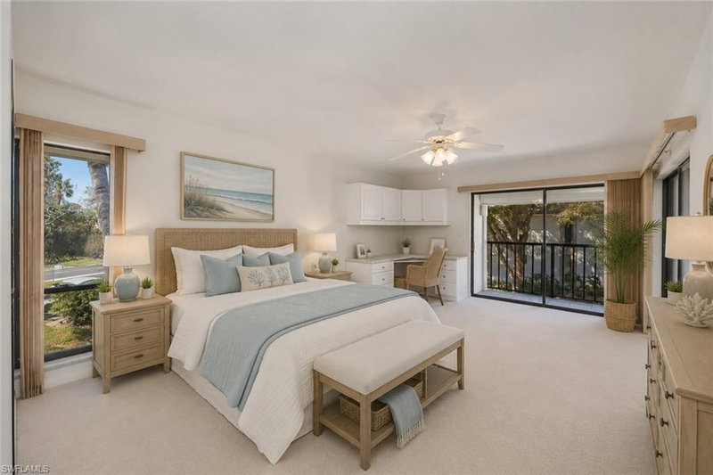 517 Lake Louise CIR photo 4
