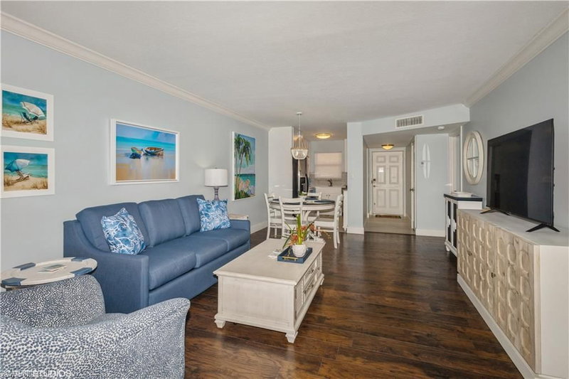 190 Turtle Lake CT photo 2