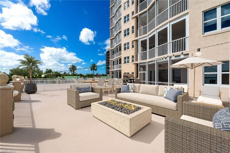 4137 Bay Beach LN photo 3