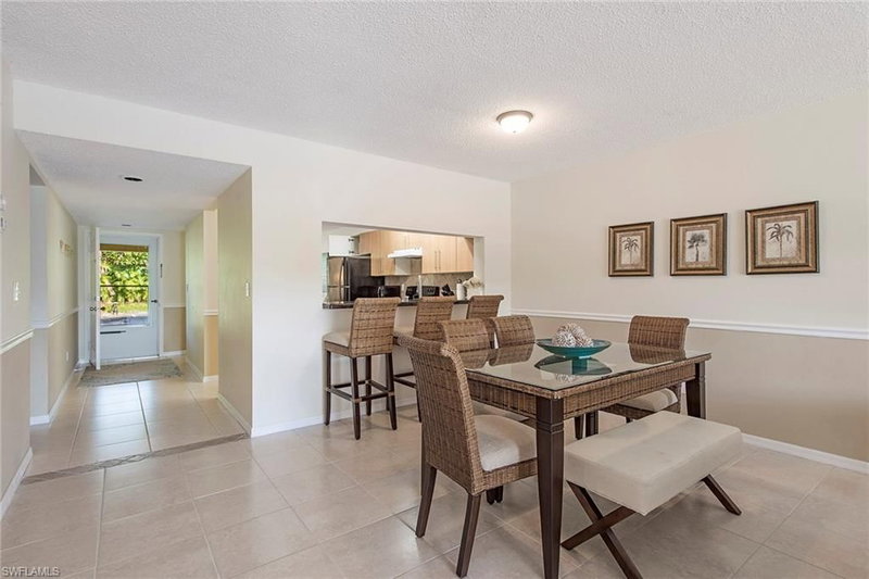 1290 Yesica Ann CIR photo 4