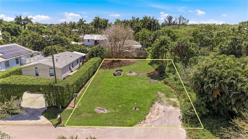 2332 Sunset AVE photo 1
