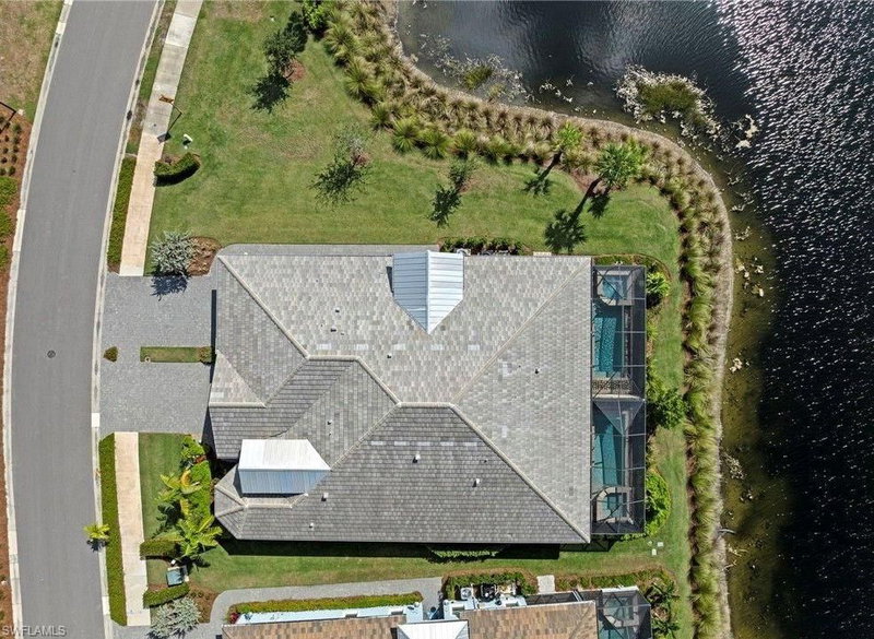 6933 Saona CT photo 5