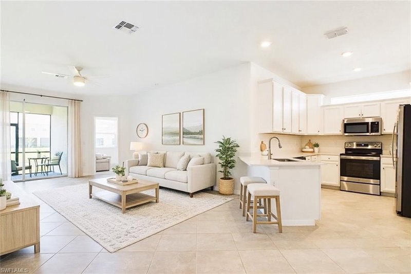 2681 Vine AVE photo 2