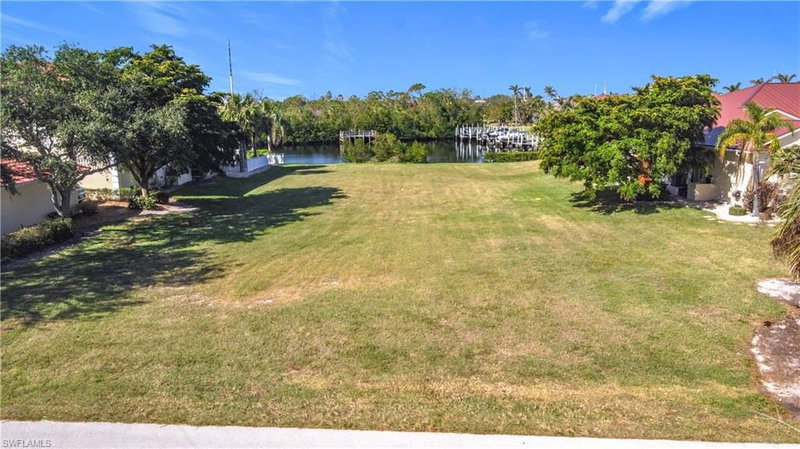 3227 Purple Martin DR photo 5