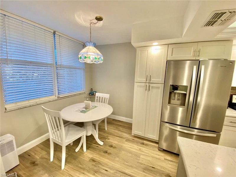290 Naples Cove DR photo 5