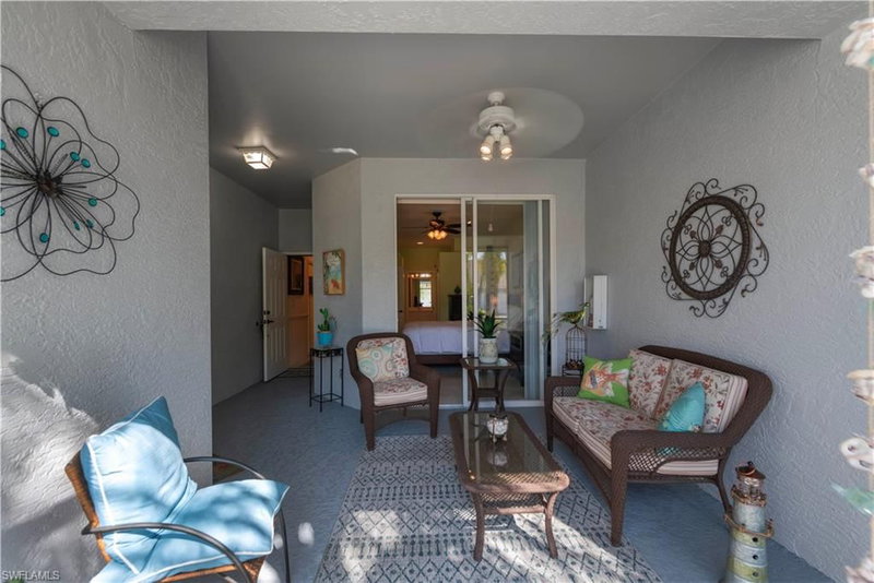 20695 Country Barn DR photo 4