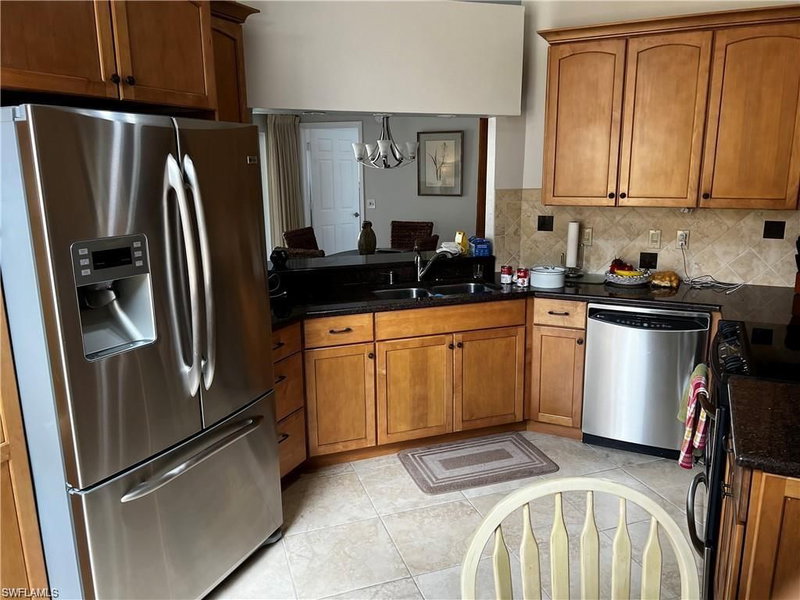 607 Beachwalk CIR photo 4