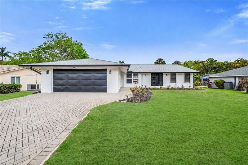 225 Pebble Beach CIR photo 1