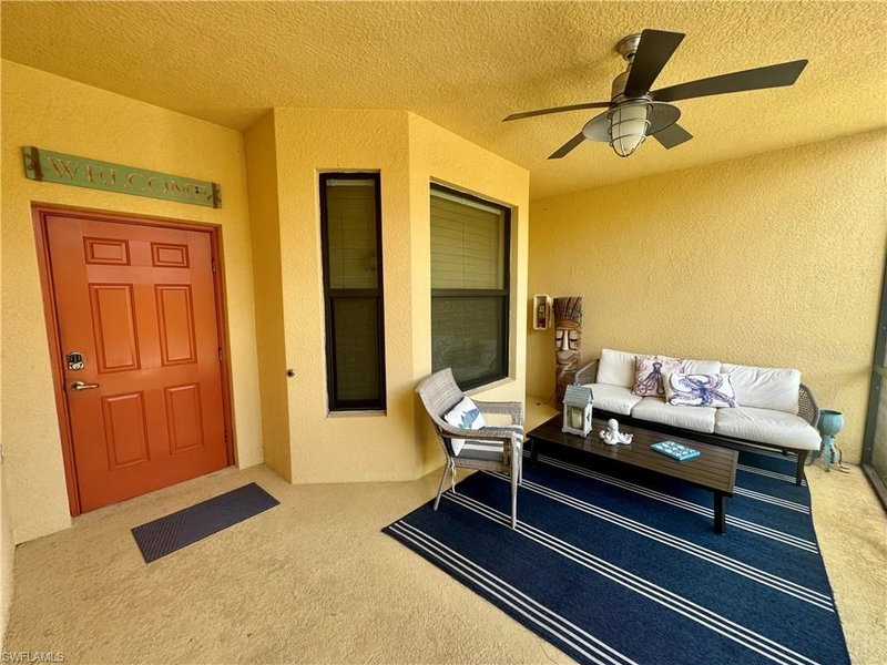 13761 Julias WAY photo 2