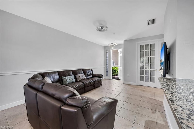 1415 Sweetwater CV photo 2