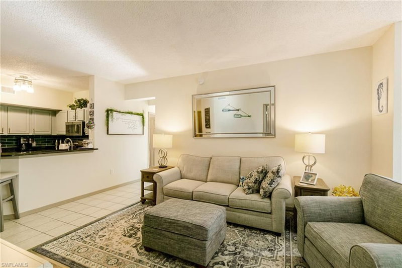 15585 Ocean Walk CIR photo 4
