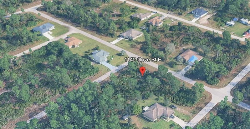 1142 Cove ST E photo 1