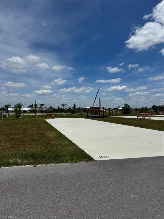 261 Horizon RD photo 4