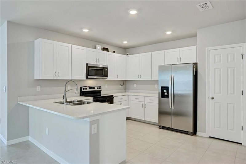 20462 Plumwood LOOP photo 1