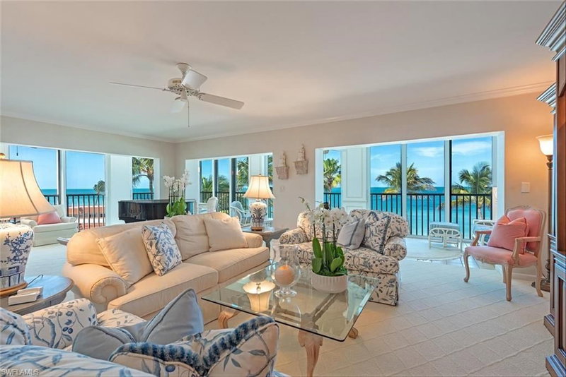 3377 GULF SHORE BLVD N photo 5