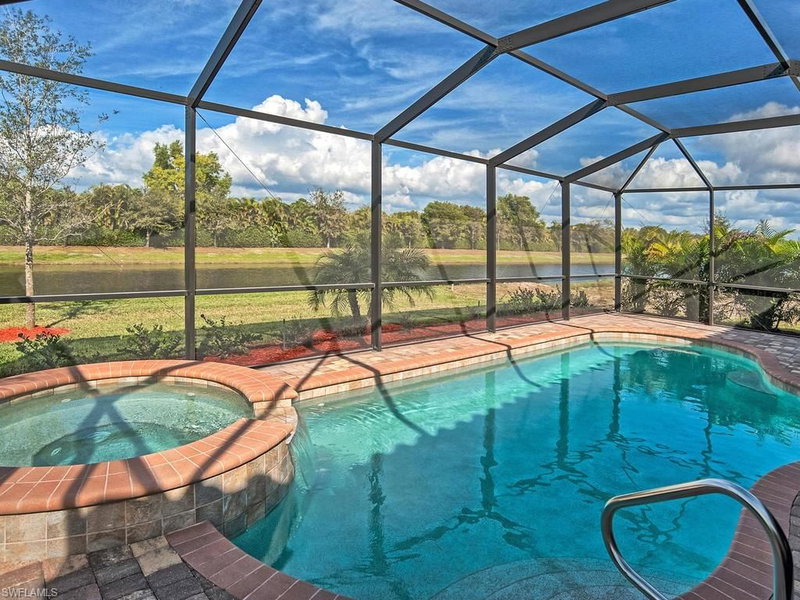 2850 Aviamar CIR photo 1