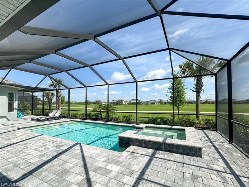 6082 Artisan CT photo 1