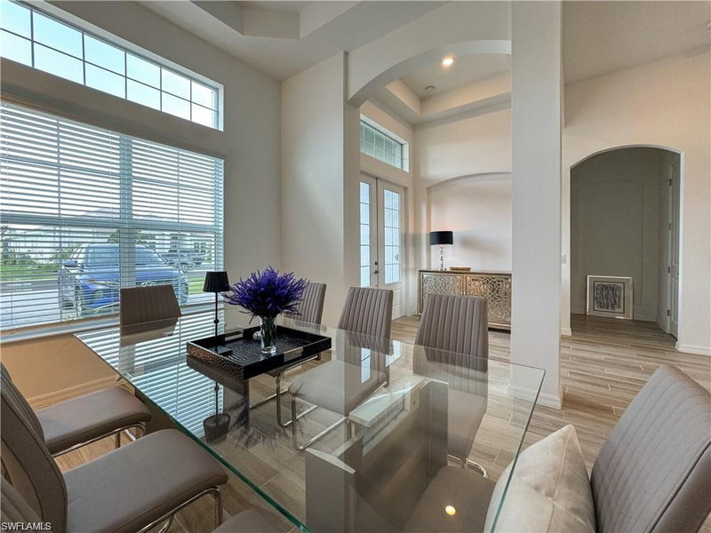 6082 Artisan CT photo 4