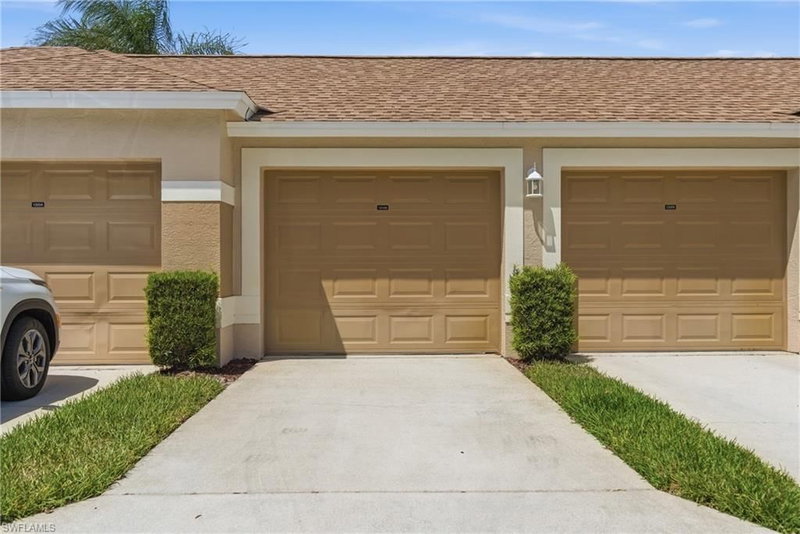 26841 Clarkston DR photo 2