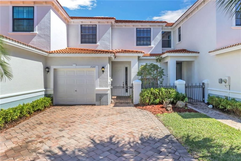 15243 Summit Place CIR photo 3