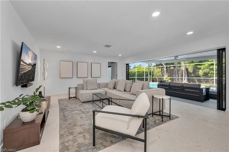 3777 Fountainhead LN photo 1