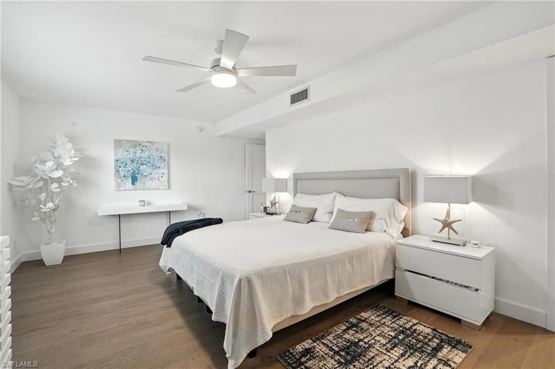 9517 Gulf Shore DR photo 4